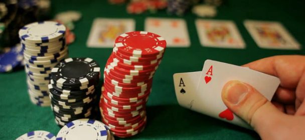 Ecco un facile trucco per giocare a poker online senza spendere 1 euro